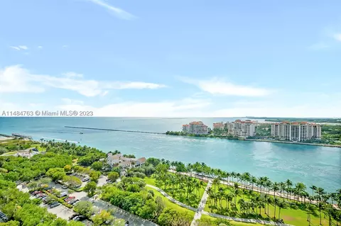 300 S Pointe Dr #2001, Miami Beach, FL 33139
