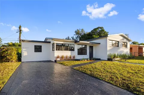 1755 NW 188th Ter, Miami Gardens, FL 33056