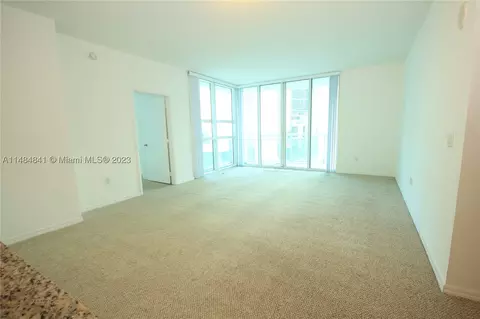 951 Brickell Ave #610, Miami, FL 33131