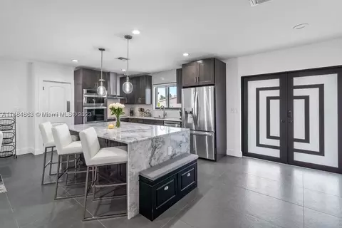 570 NE 178th St, North Miami Beach, FL 33162