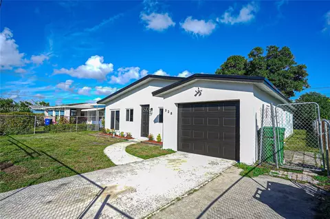528 NW 18th Ave, Fort Lauderdale, FL 33311