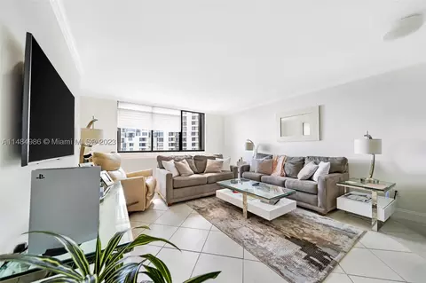 540 Brickell Key Dr #1401, Miami, FL 33131