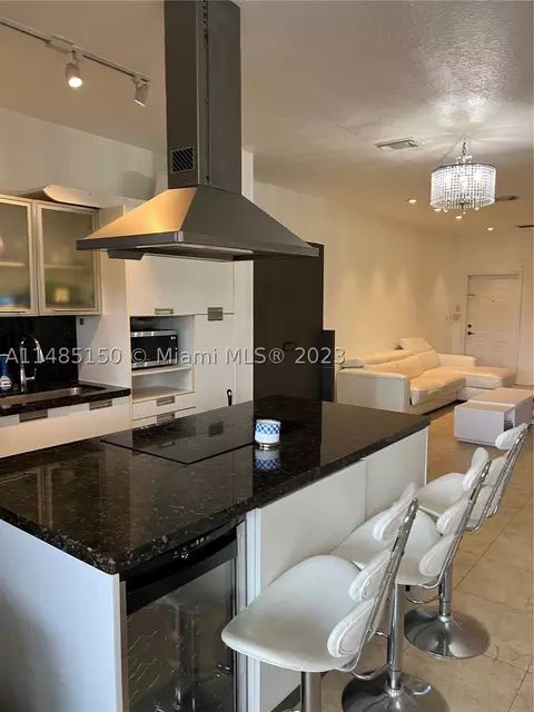 8231 NW 107th Ct #6-9, Doral, FL 33178