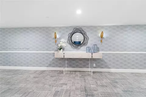 Entry Way - 19670 Beach Rd #PHC2, Tequesta, FL 33469 photo 2 of 5