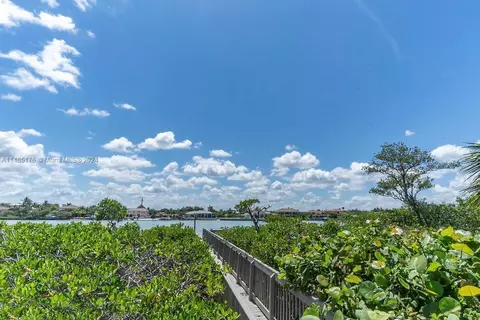 View/Area - 19670 Beach Rd #PHC2, Tequesta, FL 33469 photo 18 of 18