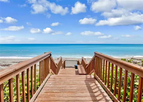 View/Area - 19670 Beach Rd #PHC2, Tequesta, FL 33469 photo 13 of 18