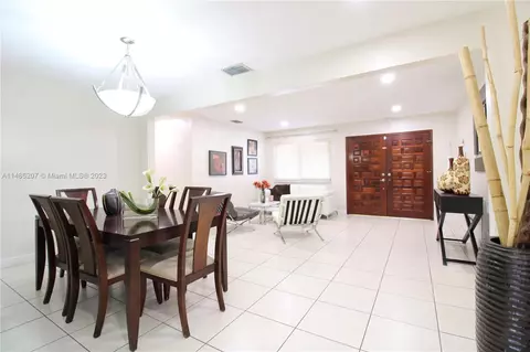 6455 W 18th Ave, Hialeah, FL 33012 photo 23