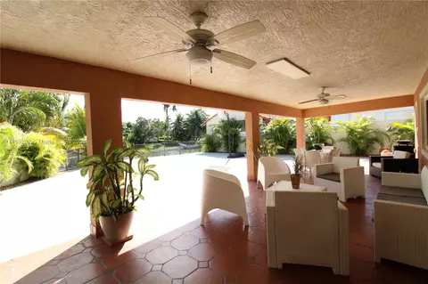 6455 W 18th Ave, Hialeah, FL 33012 photo 39