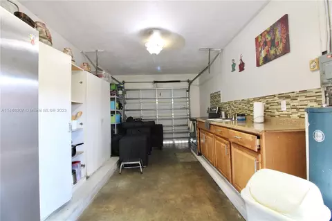 6455 W 18th Ave, Hialeah, FL 33012 photo 49