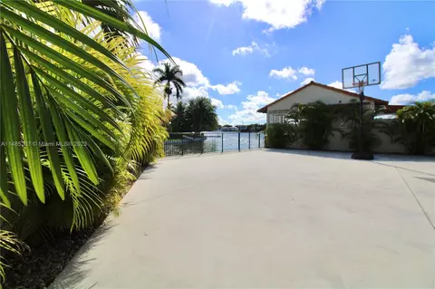 6455 W 18th Ave, Hialeah, FL 33012 photo 43