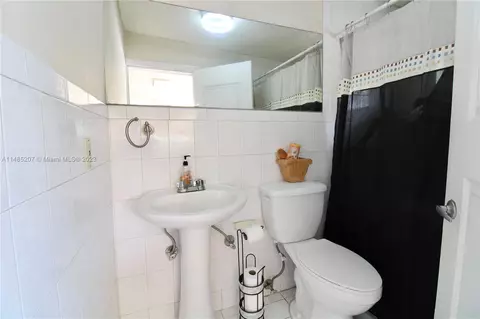 6455 W 18th Ave, Hialeah, FL 33012 photo 46