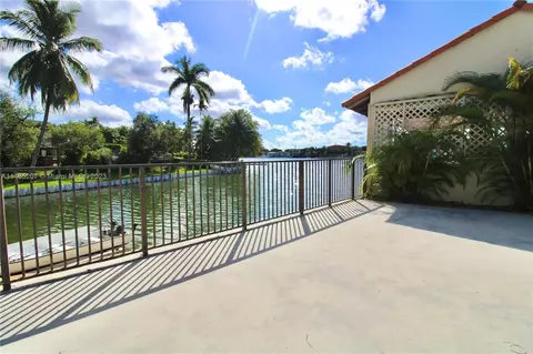 6455 W 18th Ave, Hialeah, FL 33012 photo 42
