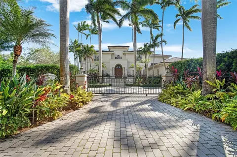 6050 Rolling Road Dr, Pinecrest, FL 33156