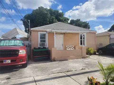 4183 E 10th Ave, Hialeah, FL 33013