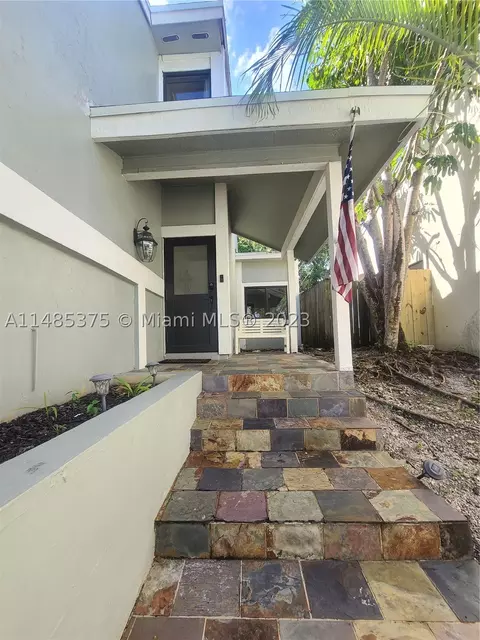 10015 SW 218th St, Cutler Bay, FL 33190