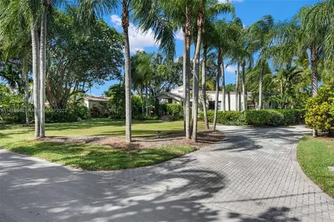 6541 Snapper Creek Dr, Miami, FL 33143
