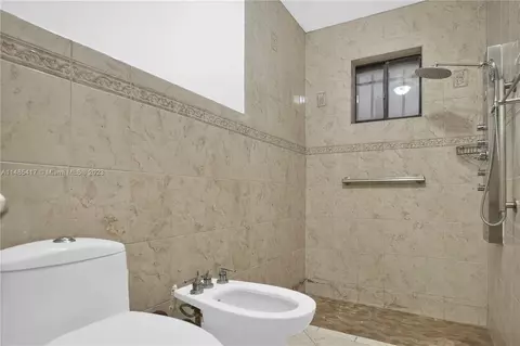 324 E 34th St, Hialeah, FL 33013 photo 14