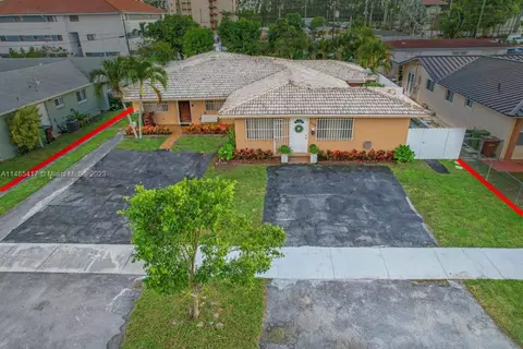 324 E 34th St, Hialeah, FL 33013 photo 1