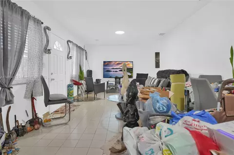 324 E 34th St, Hialeah, FL 33013 photo 25