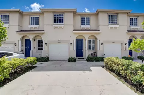 21486 NW 14th Ct, Miami Gardens, FL 33169