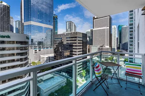 951 Brickell Ave #1603, Miami, FL 33131