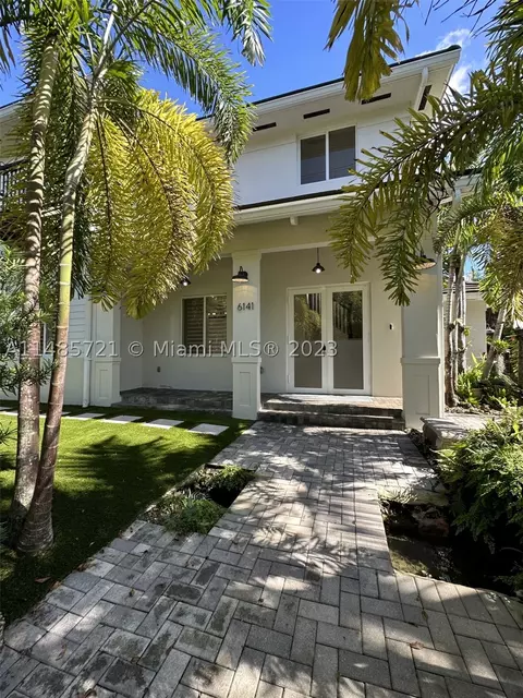 6141 SW 44th St, Miami, FL 33155