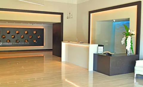 16425 Collins Ave #718, Sunny Isles Beach, FL 33160