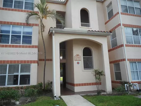 3350 N Pinewalk Dr N #1414, Margate, FL 33063