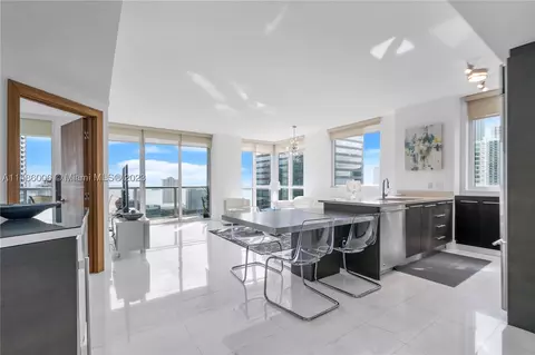 500 E Brickell Ave #2602, Miami, FL 33131
