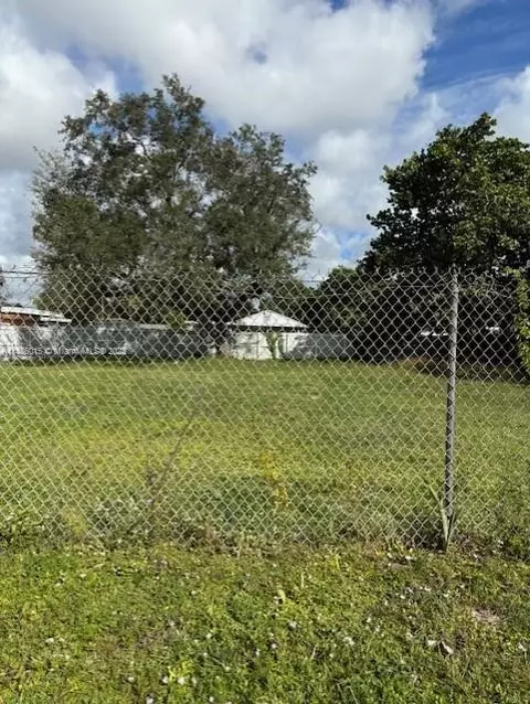 Undisclosed, Miami, FL 33147