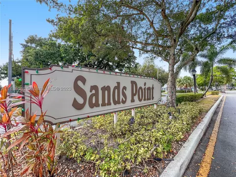 8340 Sands Point Blvd #P307, Tamarac, FL 33321