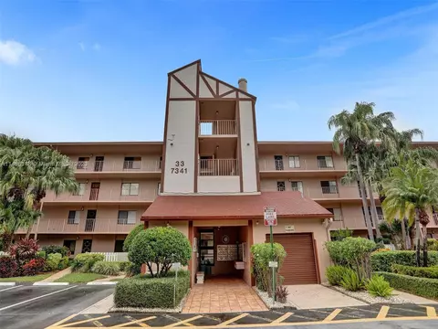 7341 Amberly Ln #301, Delray Beach, FL 33446