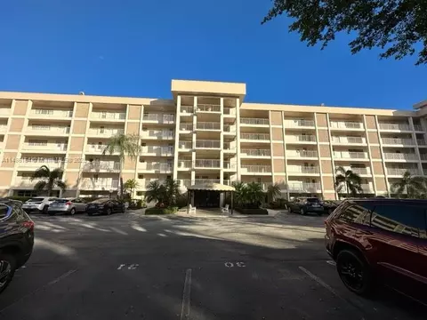 2651 S Course Dr #409, Pompano Beach, FL 33069