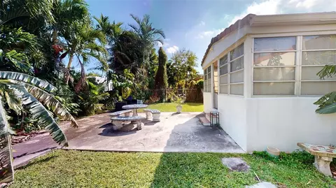 Undisclosed, Surfside, FL 33154 photo 19