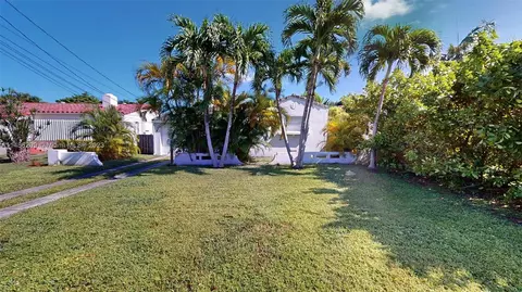 Undisclosed, Surfside, FL 33154 photo 2