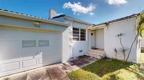 Undisclosed, Surfside, FL 33154 photo 3