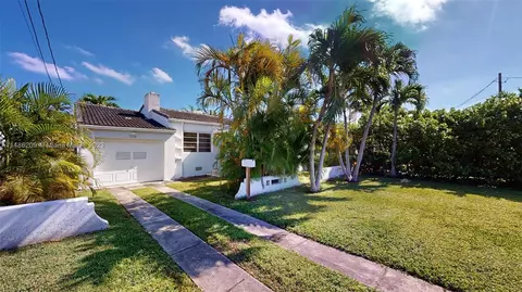 Undisclosed, Surfside, FL 33154