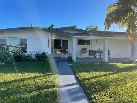 12002 SW 173rd Ter, Miami, FL 33177