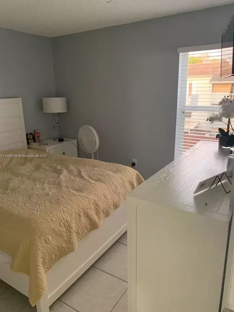 6095 W 18th Ave #S, Hialeah, FL 33012 photo 8