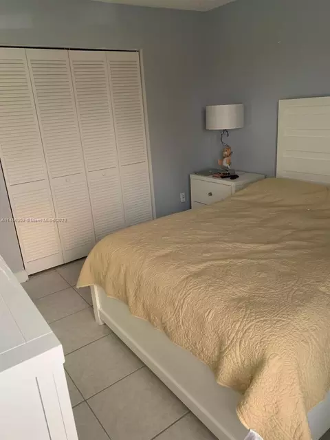 6095 W 18th Ave #S, Hialeah, FL 33012 photo 9