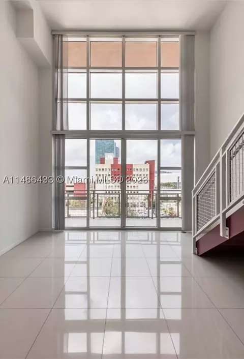 244 Biscayne Blvd #649, Miami, FL 33132