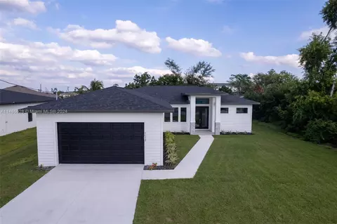 123 SW 9th Ave, Cape Coral, FL 33991