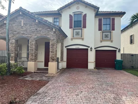 11608 SW 235th St, Homestead, FL 33032