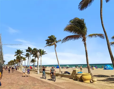 3901 S Ocean Dr #3B, Hollywood, FL 33019