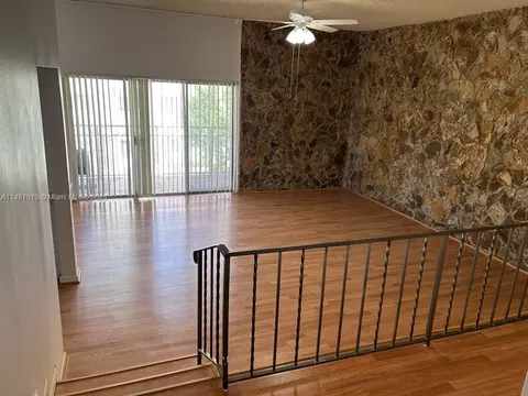 4850 SW 63rd Ter #332, Davie, FL 33314