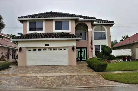 1173 NW 184th Ter, Pembroke Pines, FL 33029