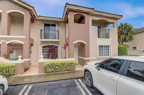 14305 SW 96th St #606, Miami, FL 33186