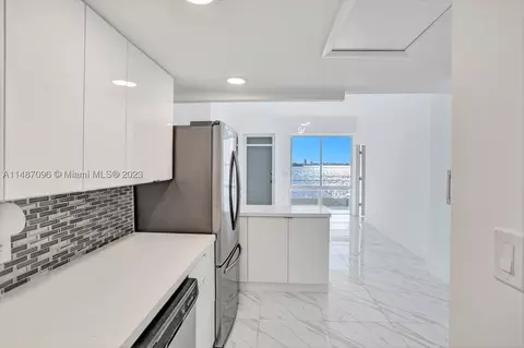 11111 Biscayne Blvd #1C, Miami, FL 33181