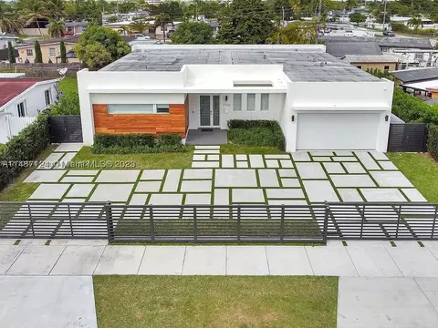 11315 SW 43rd Ln, Miami, FL 33165
