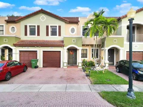 637 NE 35th Ave #0, Homestead, FL 33033